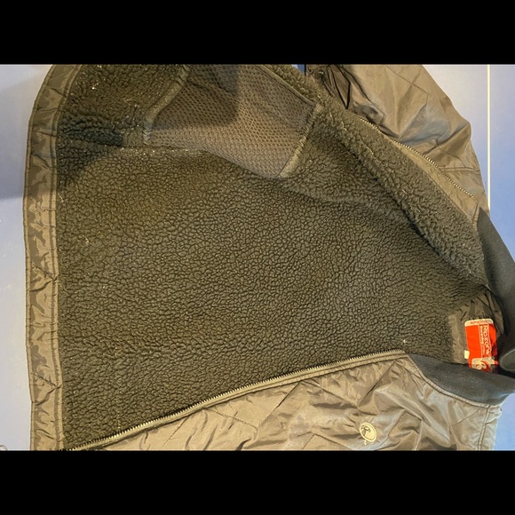 Ripzone. Bomber style jacket. Large. - Picture 4 of 4